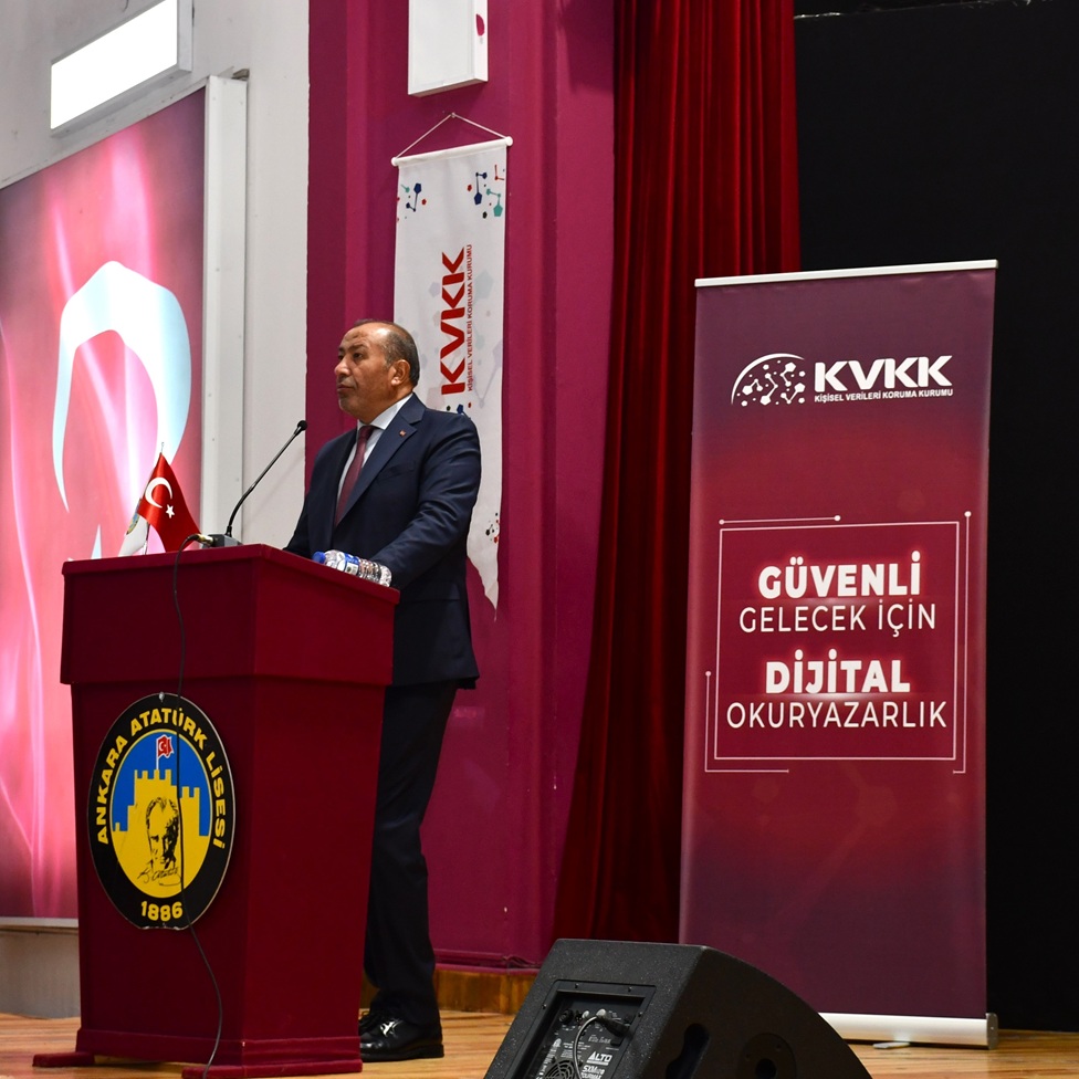 “Güvenli Gelecek İçin Dijital Okuryazarlık” Projesi